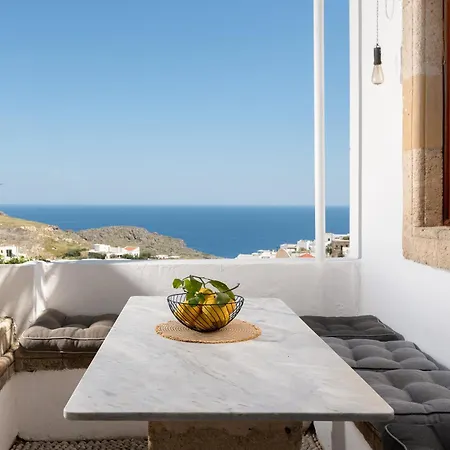 4 Bedroom With Sea View And Acropolis View Villa *