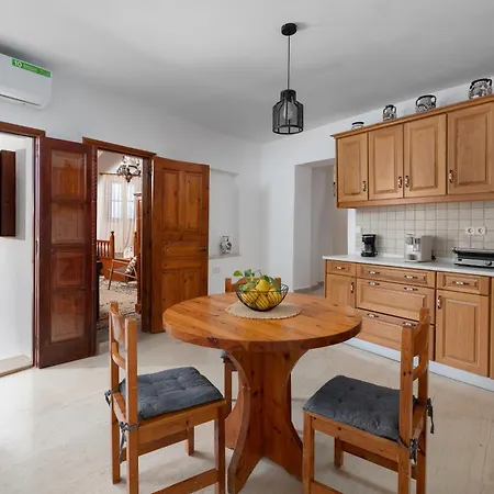 Villa 4 Bedroom With Sea View And Acropolis View Lindos (Rhodes)